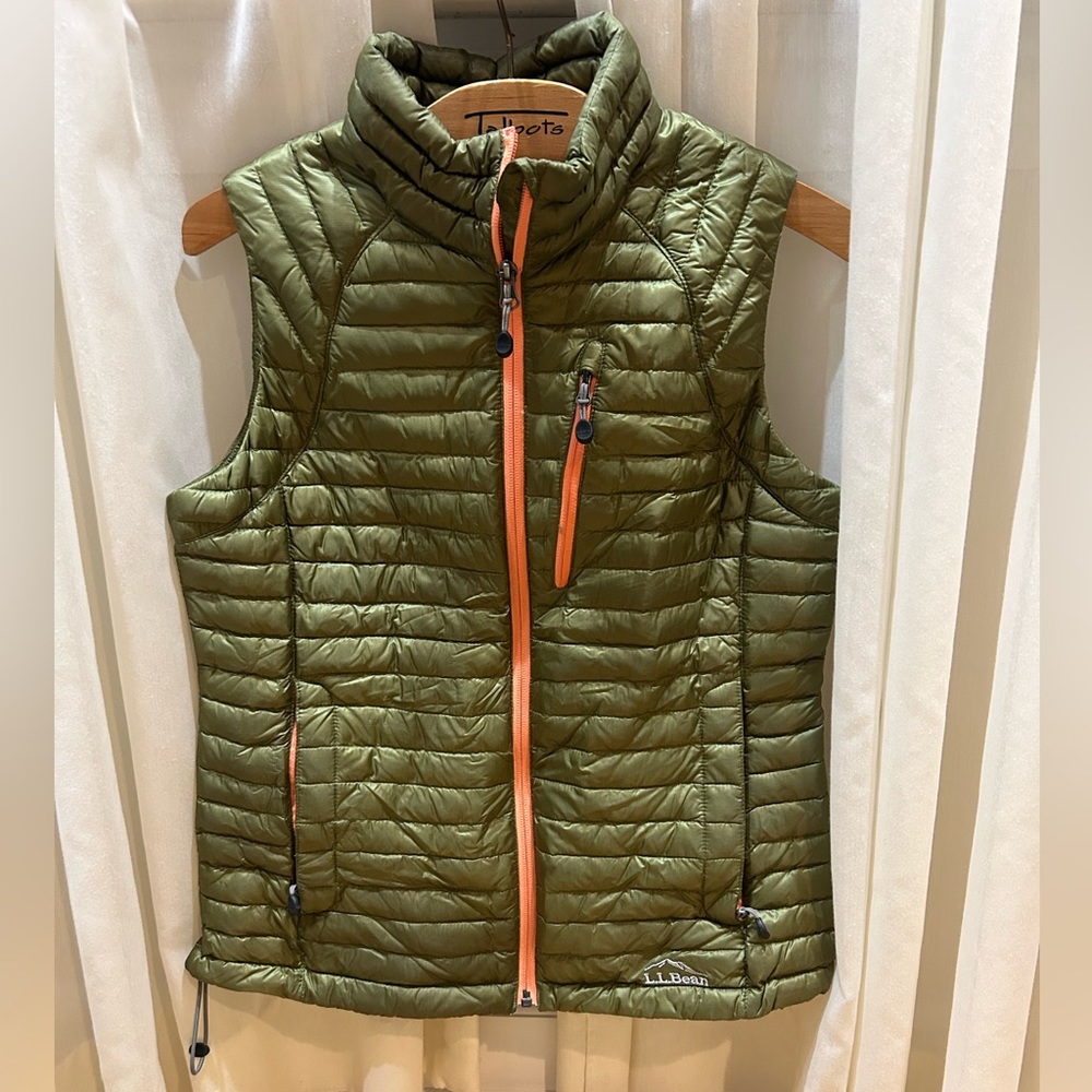 L.L. Bean Green Vest- XS